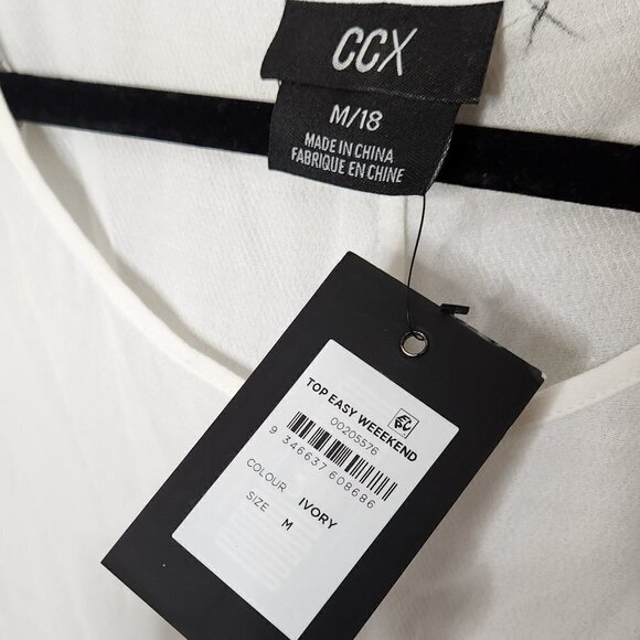 CITY CHIC White Easy Weekend Top - Picture 5 of 6